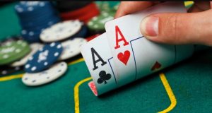 Hướng dẫn cách chơi và luật chơi Poker DA88